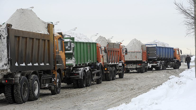Свыше 1 млн кубометров снега вывезли с улиц Москвы за сутки