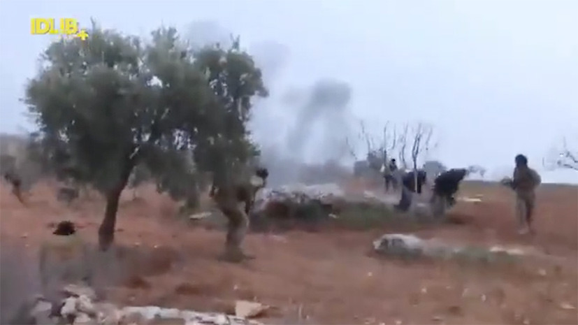 В сети опубликовано видео возможного сражения пилота сбитого в Сирии Су-25 с боевиками