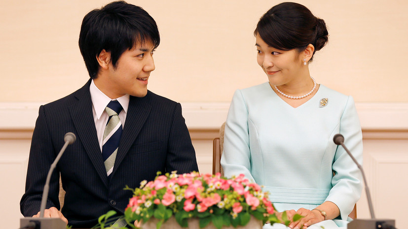 Проведение свадьбы внучки императора Японии перенесли на 2020 год