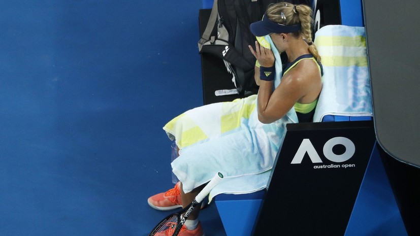 Шарапова снялась с турнира WTA в Дубае из-за травмы