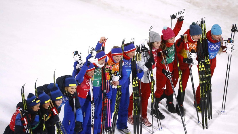 Медведев поздравил российских лыжниц с бронзой на ОИ-2018