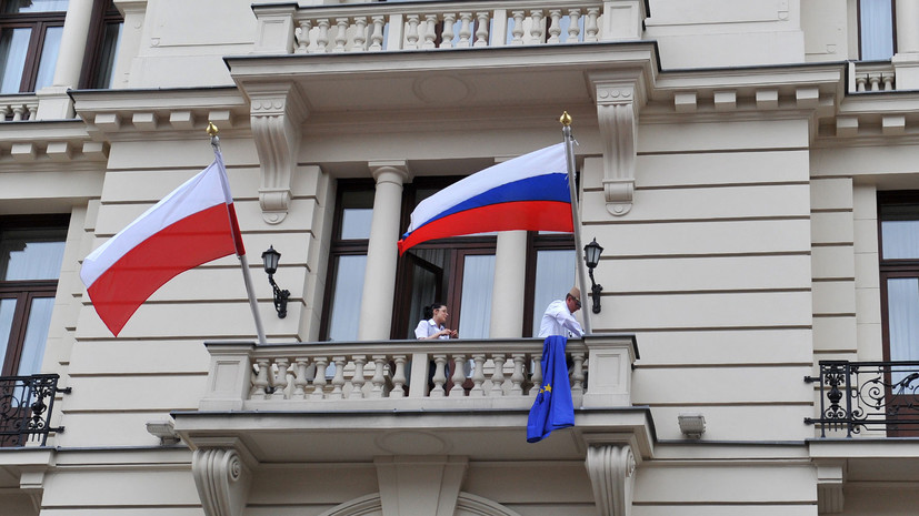 Повлияет ли совместный учебник истории Польши и России на отношения между странами