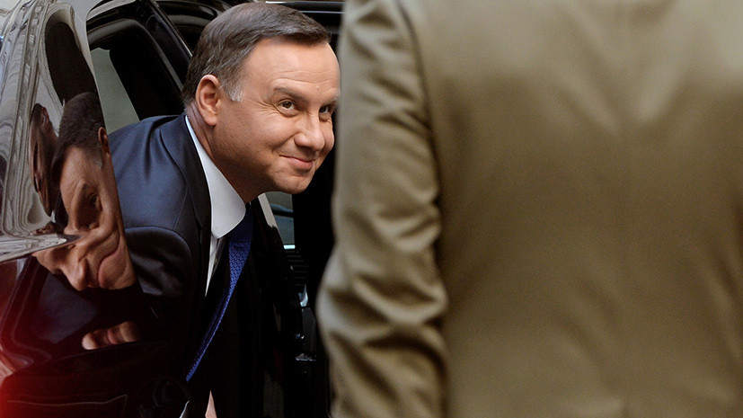 СМИ: Президент Польши попал в ДТП в Кракове