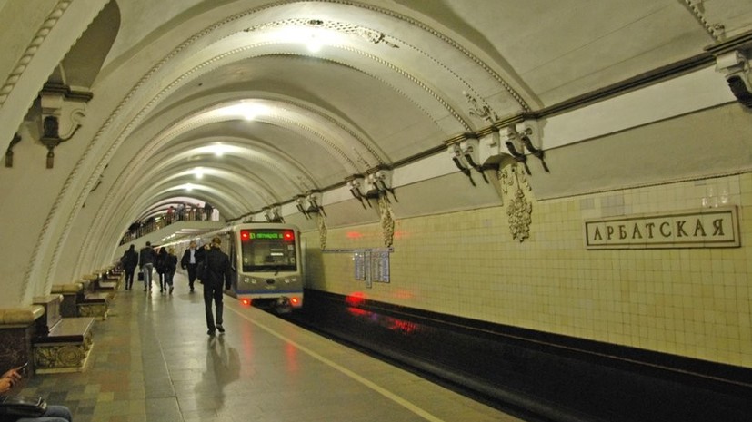 Движение поездов на синей ветке Московского метрополитена восстановлено