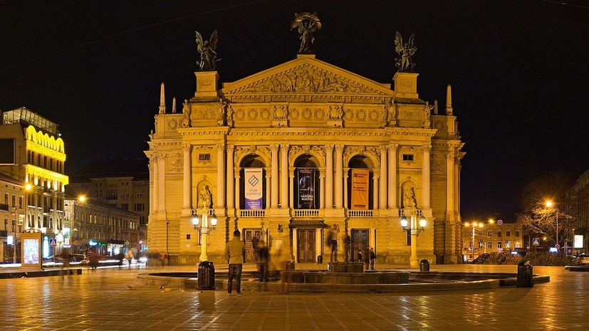 Львовская опера уволила солиста балета за поддержку ДНР