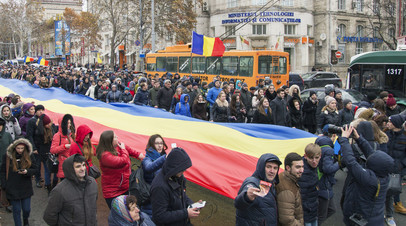Участники акции протеста в Кишинёве, Молдавия