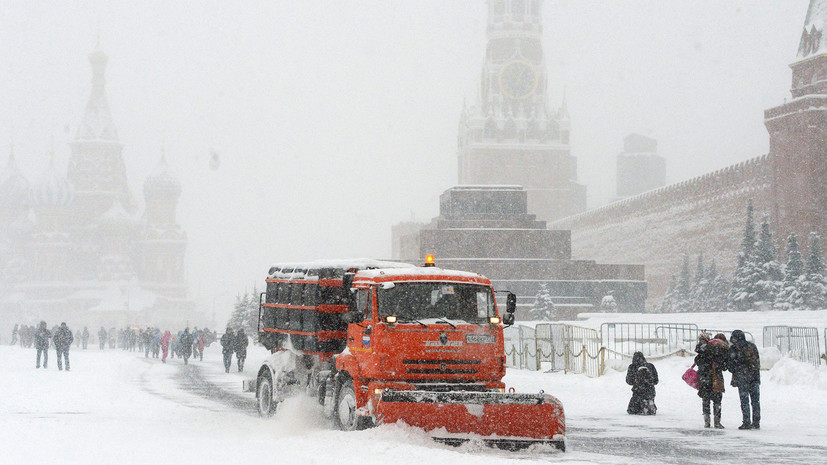 МЧС предупредило москвичей о сильном снегопаде