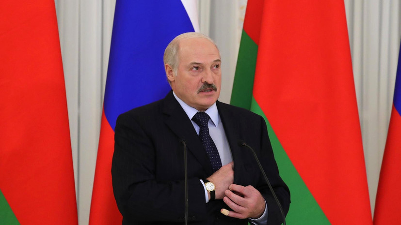 Лукашенко: власть должна быть в одном кулаке