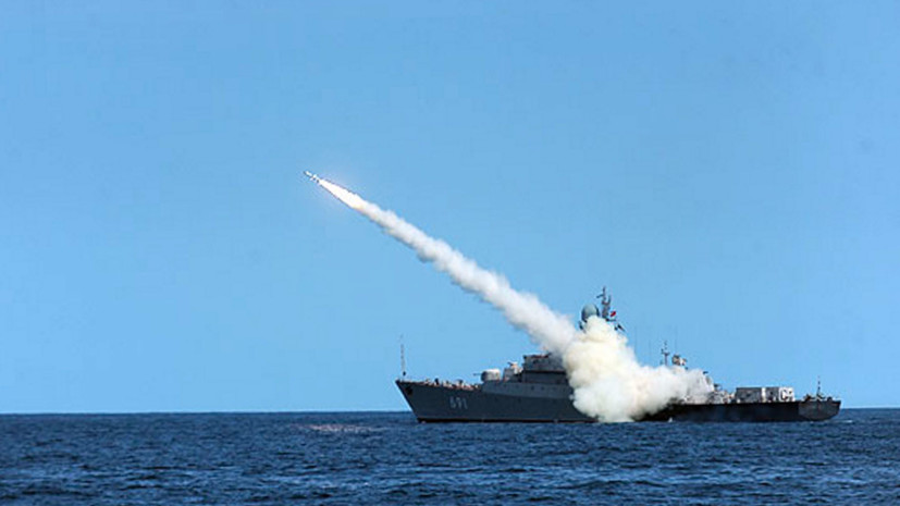 Ракетный корабль «Татарстан» вышел в Каспийское море для выполнения стрельб