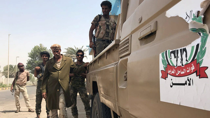 СМИ: Террорист-смертник совершил нападение на силы ОАЭ в Йемене