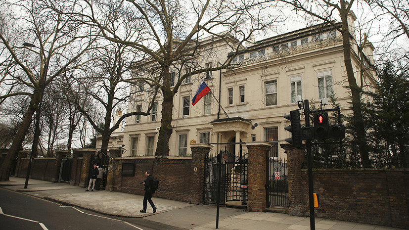 Посольство России прокомментировало сообщения о возможном ограничении работы RT в Британии