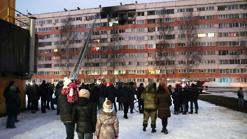 В МЧС уточнили число пострадавших в результате хлопка газа в Петербурге