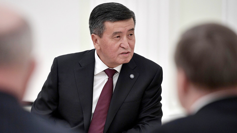 Президент Киргизии поздравил Путина с переизбранием