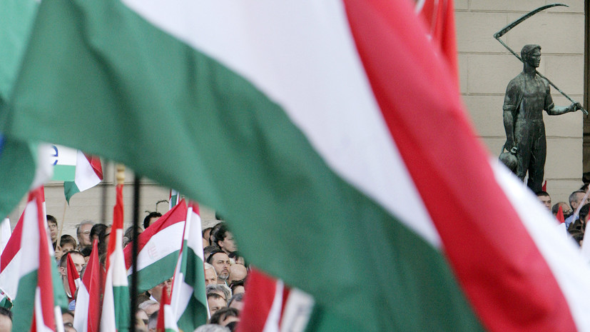 Главу МИД Венгрии возмутила причина размещения войсковой части ВС Украины в Закарпатье