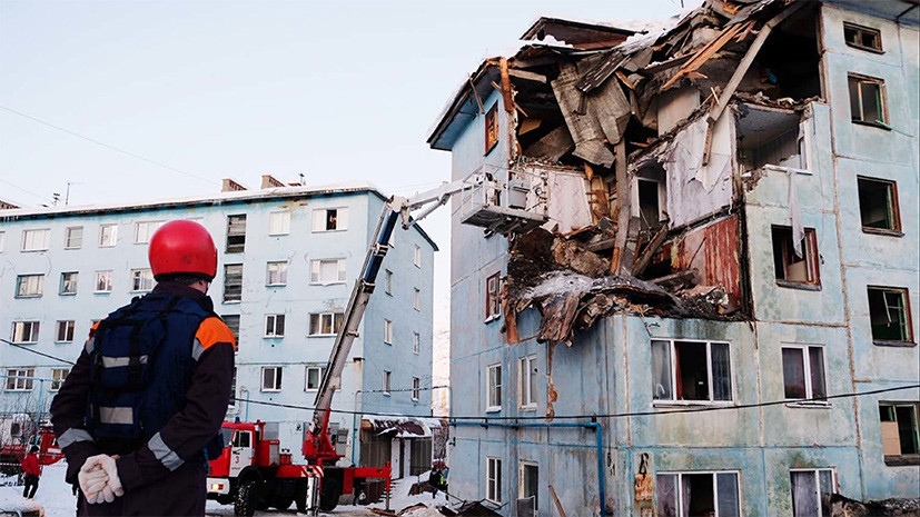 СК переквалифицировал дело по факту обрушения дома в Мурманске