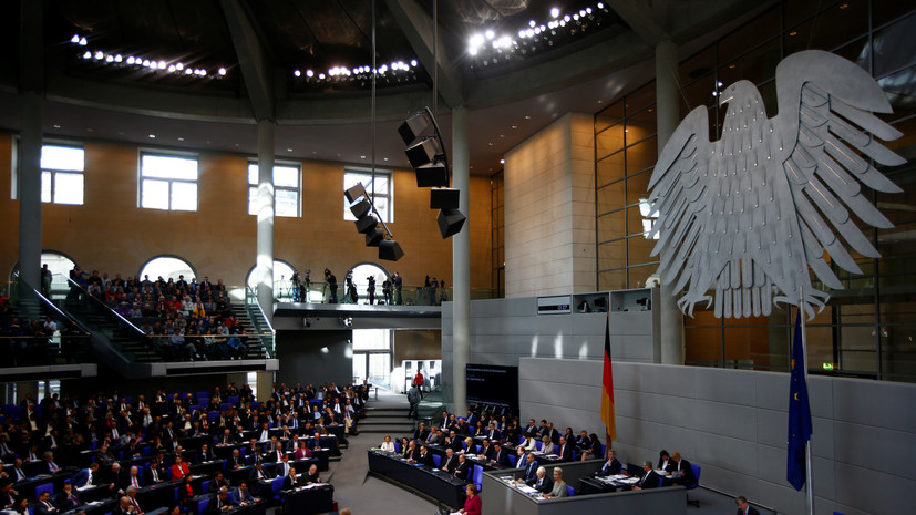 В Германии депутаты направили в правительство запрос о статусе неграждан в Прибалтике
