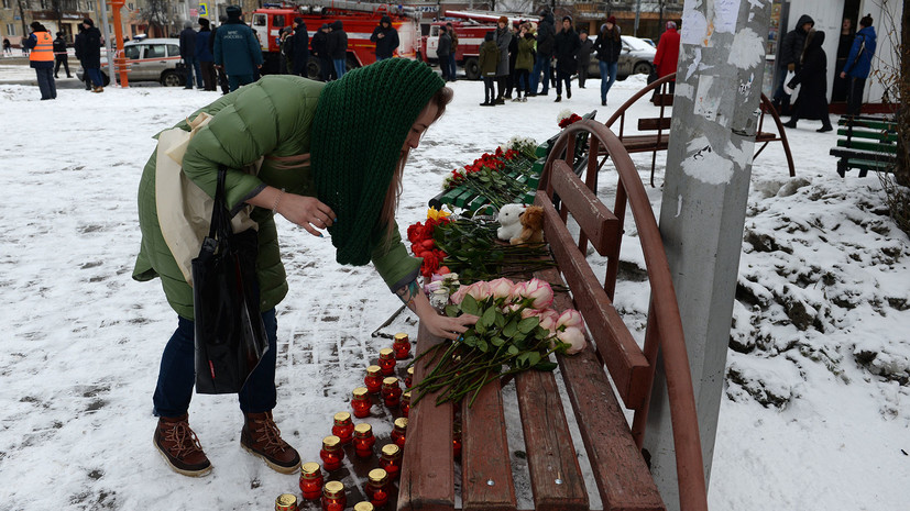 Сотни людей прибыли сдать кровь для пострадавших при пожаре в ТЦ Кемерова