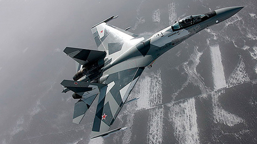 Истребители Су-35С отработали перебазирование на Южные Курилы