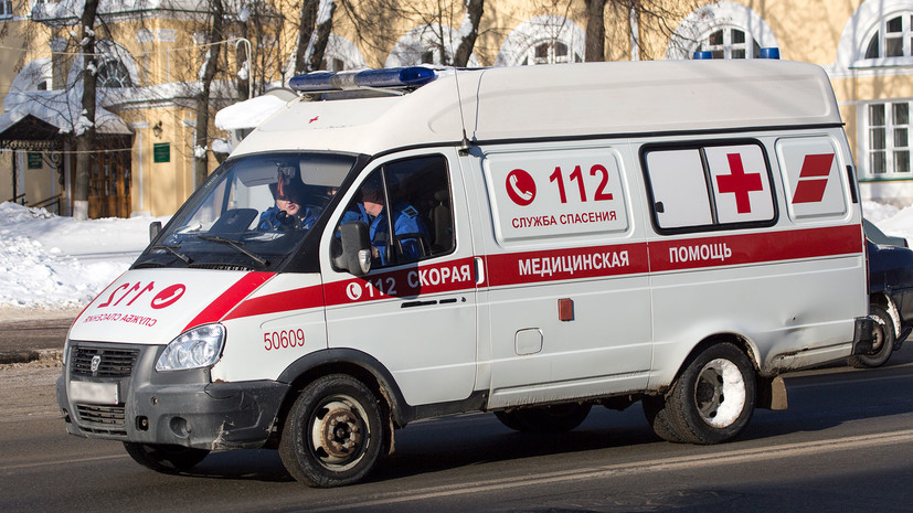 В Ярославской области пьяный мужчина избил фельдшера и водителя скорой помощи