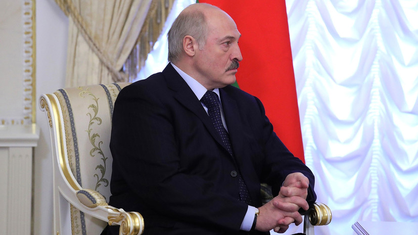 Лукашенко в разговоре с Путиным выразил соболезнования в связи с трагедией в Кемерове