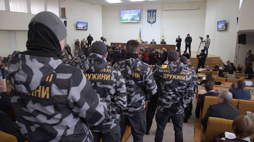 Националисты ворвались в здание горсовета украинского Николаева
