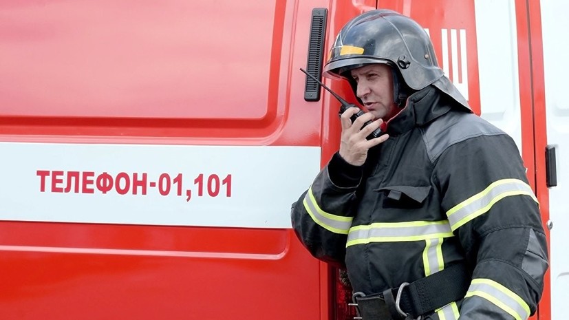 В Кемеровской области загорелся автобуc, перевозивший детскую волейбольную команду
