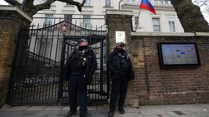 Российское посольство прокомментировало версию британских СМИ об инциденте в Солсбери