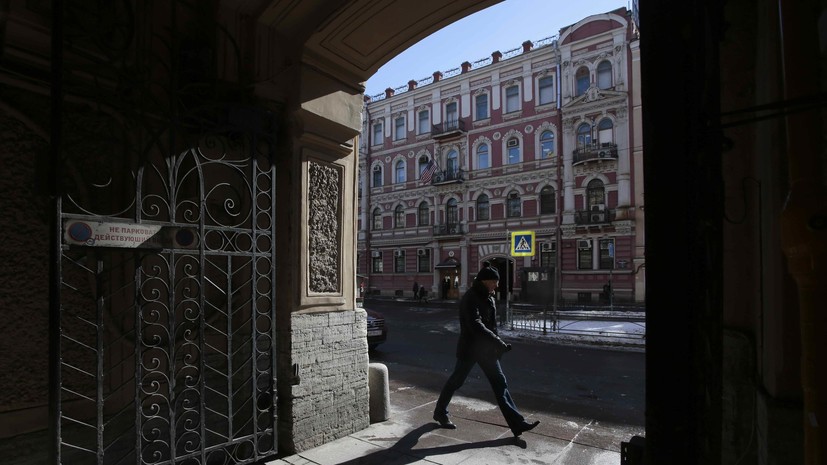 В РСТ прокомментировали ситуацию с визами США после закрытия генконсульства в Петербурге