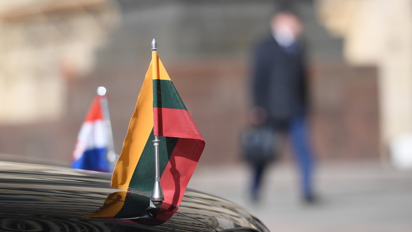 Россия высылает военного атташе Эстонии и трёх дипломатов Литвы