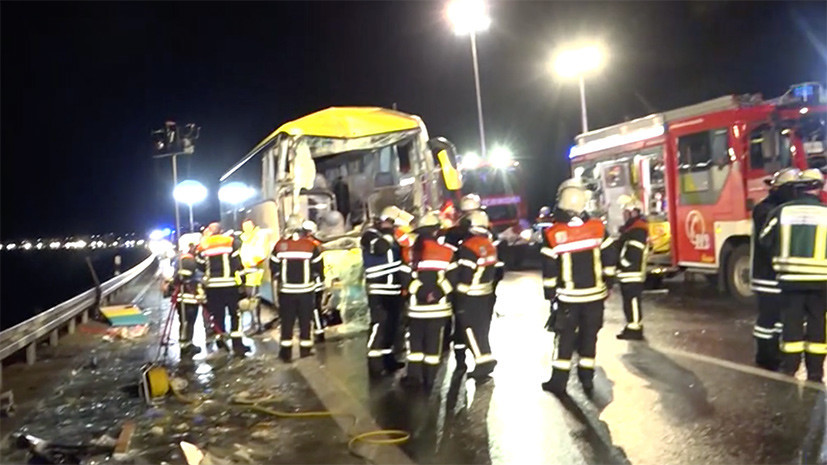 Один человек погиб и 18 пострадали в результате ДТП с участием автобуса в Баварии