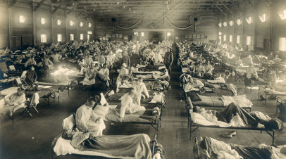 Военный госпиталь во время эпидемии «испанки», лагерь Фанстон в американском штате Канзас, конец 1918 — начало 1919 года 