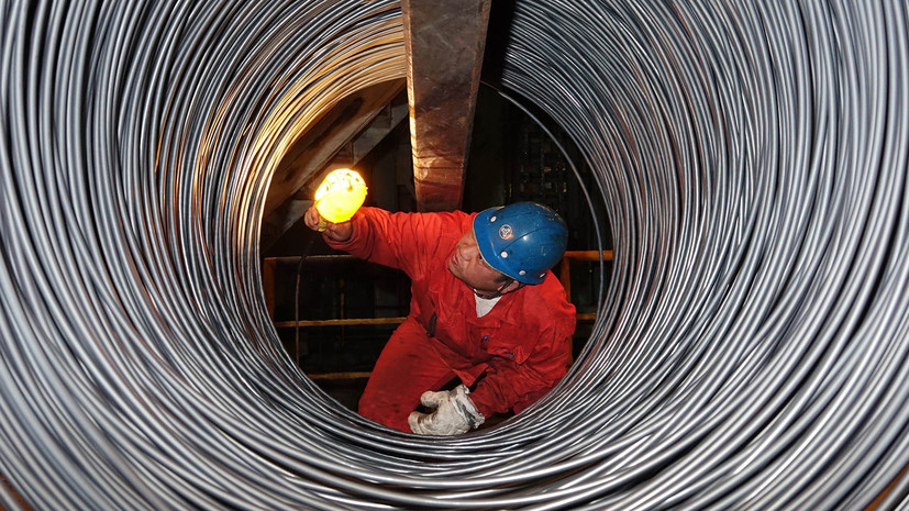 В Минэкономразвития заявили, что готовится ответ на введение США пошлин на сталь и алюминий