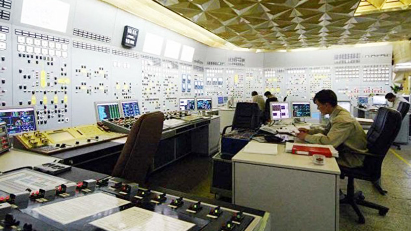 На Украине автоматически отключился от сети первый энергоблок Хмельницкой АЭС