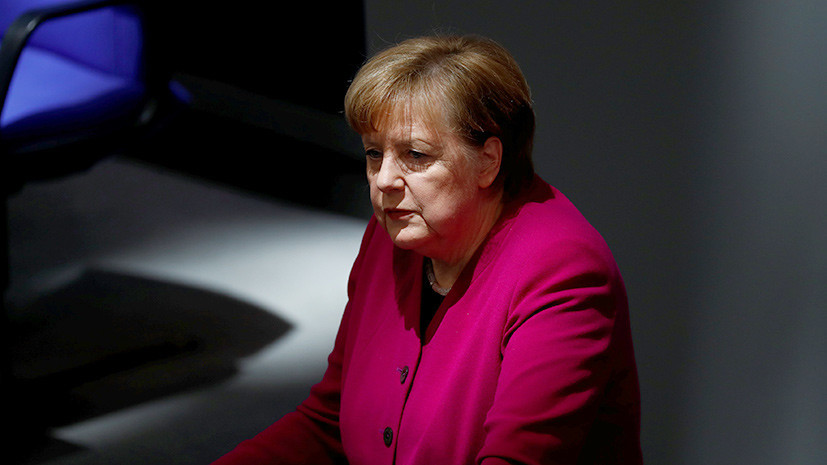 Меркель назвала ужасным событием наезд автомобиля на толпу в Мюнстере