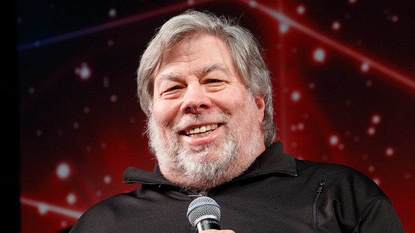 Стив Возняк заявил, что намерен удалить свой аккаунт в Facebook