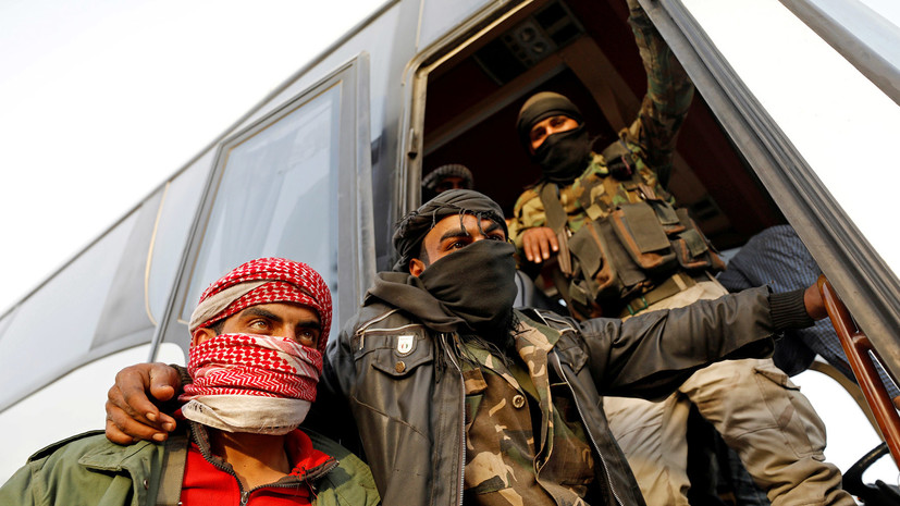 Минобороны: из сирийского города Дума за сутки вышли более 3,6 тысячи боевиков