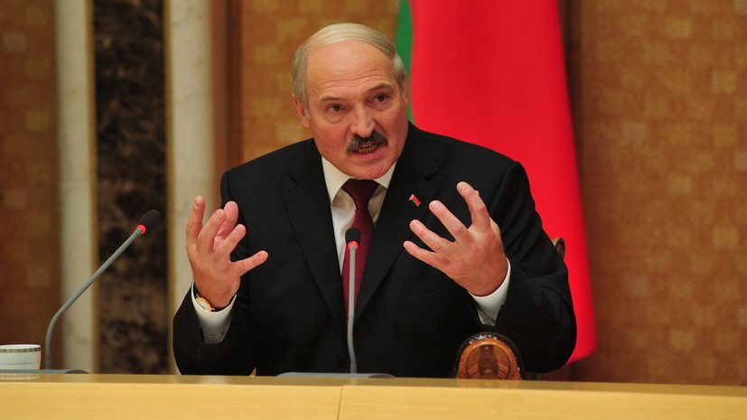 Лукашенко: СМИ стали мощнее ядерного оружия