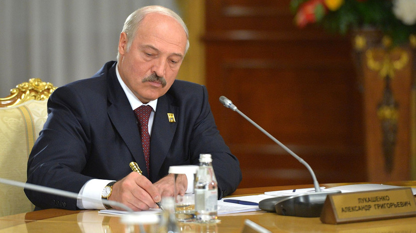 почему Лукашенко заговорил о необходимости изменения Конституции