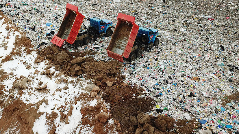 На мусорном полигоне в Волоколамске сделали резервуар, чтобы остановить заражение реки