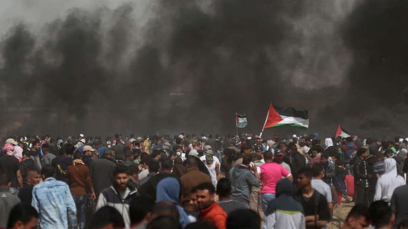 СМИ: Четыре палестинца погибли в результате артиллерийского обстрела израильтянами сектора Газа