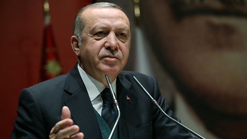 В Турции пройдут досрочные президентские и парламентские выборы