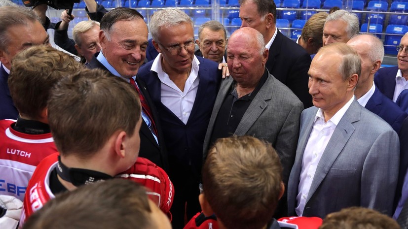 Путин поздравил с юбилеем двукратного олимпийского чемпиона Фетисова