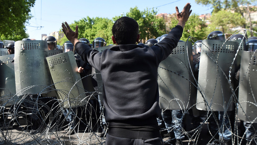 Число задержанных участников акции в Ереване превысило 180