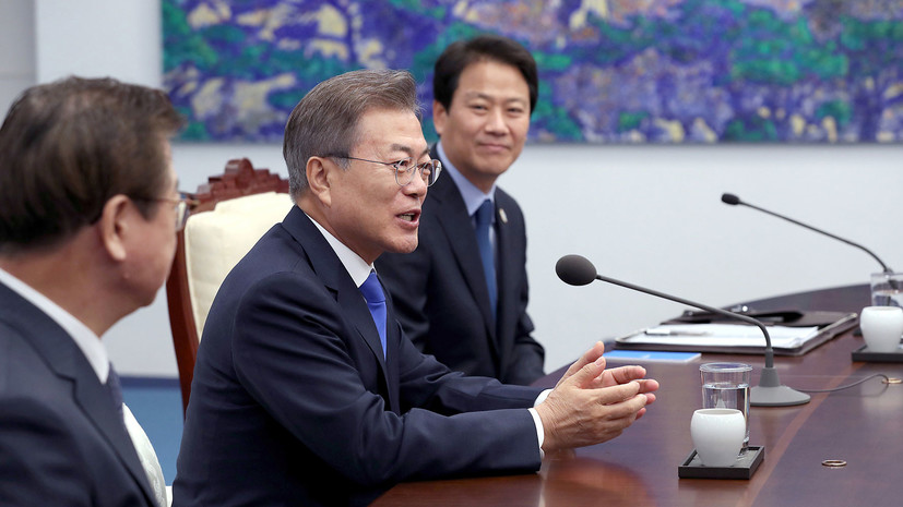 Мун Чжэ Ин предложил соединить железные дороги Южной Кореи и КНДР