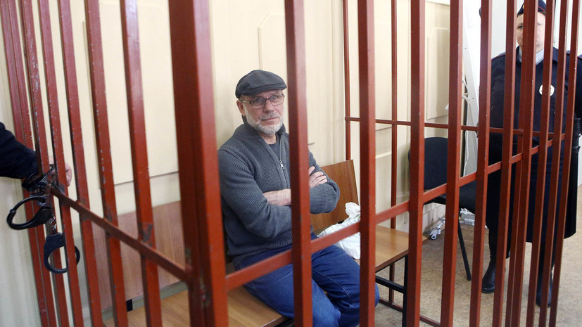 Прокуратура выступила против перевода экс-директора «Гоголь-центра» под домашний арест