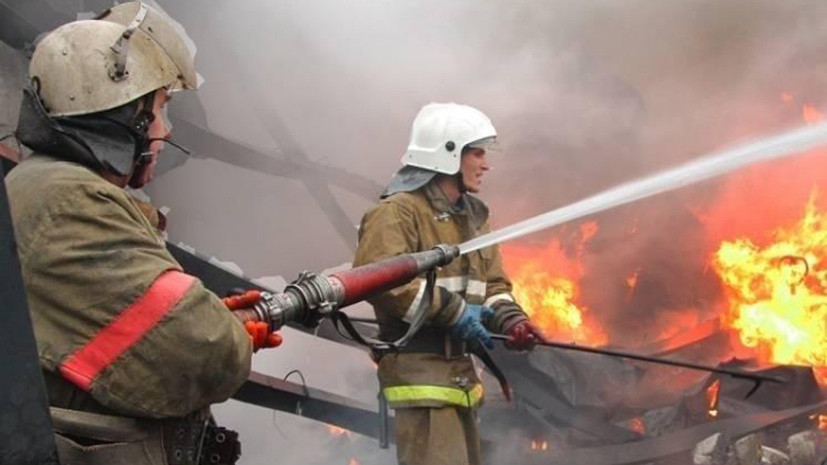 На судне у пирса в Петропавловске-Камчатском произошёл пожар