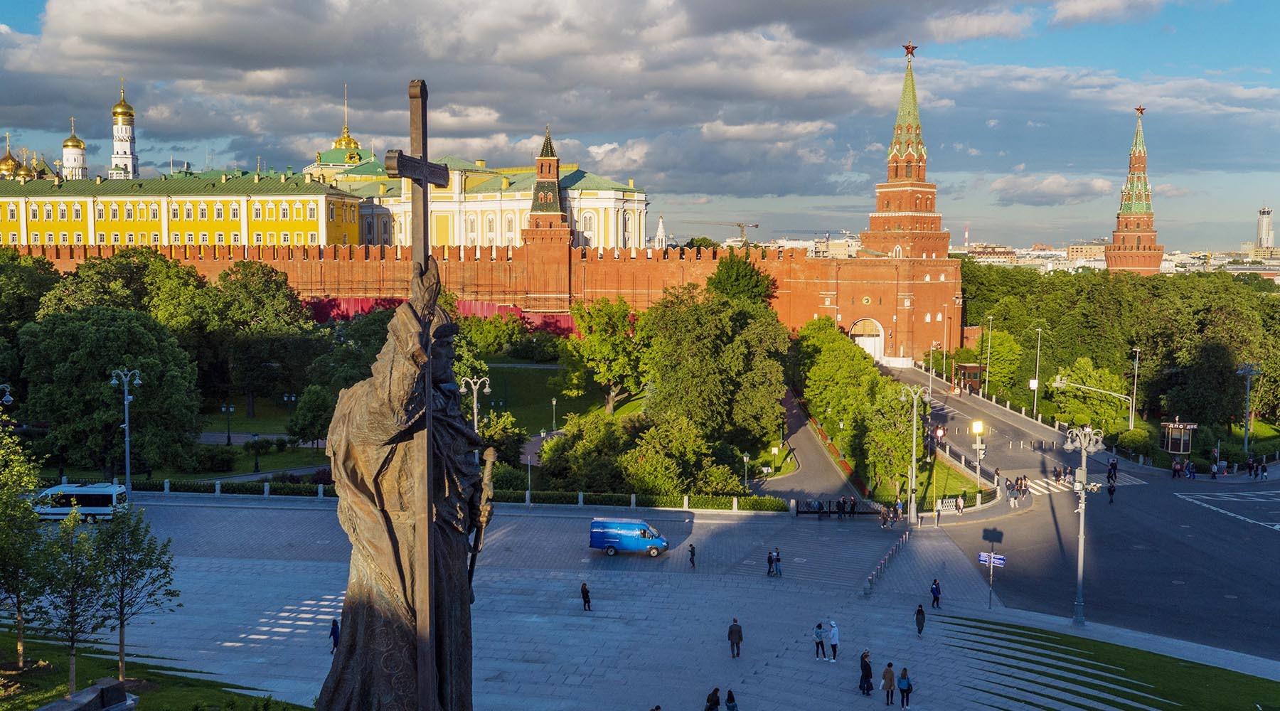 Порошенко назвал опрометчивым основание Москвы киевскими князьями