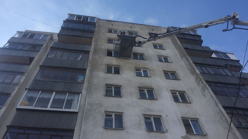 СК: семь человек пострадали при пожаре в девятиэтажном доме в Екатеринбурге 