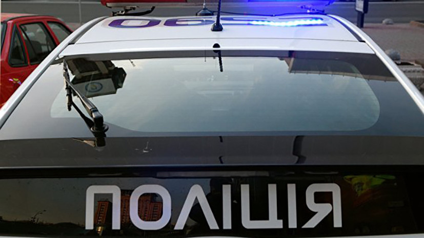 СМИ: В центре Одессы задержан мужчина с гранатой