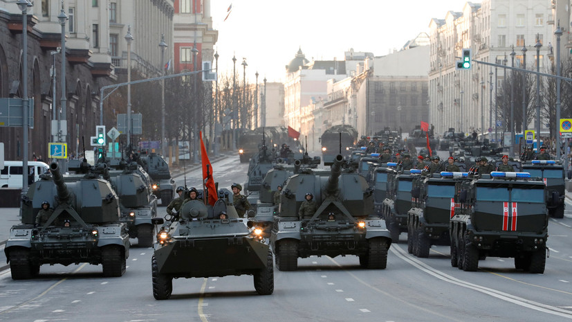 В Москве стартовала последняя вечерняя репетиция парада Победы